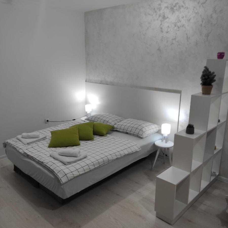 Apartman Jevrejska Banja Luka Kültér fotó
